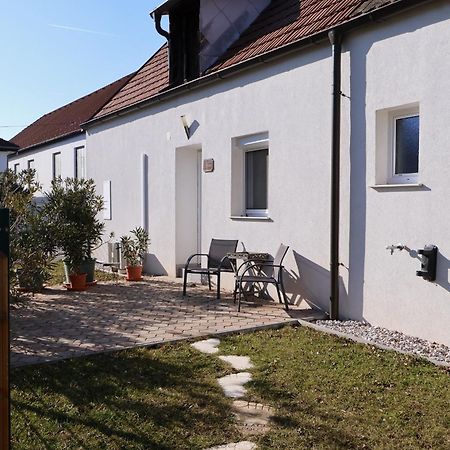 See Appartements Auszeit Moerbisch Am See Exterior photo